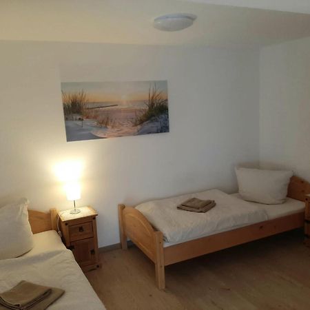 Fiore Gastezimmer Uttingen Apartment Uettingen Luaran gambar