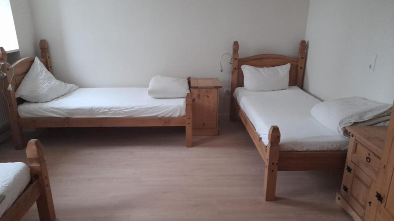 Fiore Gastezimmer Uttingen Apartment Uettingen Luaran gambar